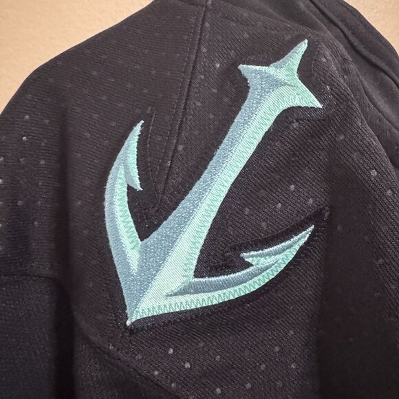 Men's Adidas NHL Seattle Kraken Home Hockey Jersey Authentic GT5622 Size $180 - Picture 8 of 11